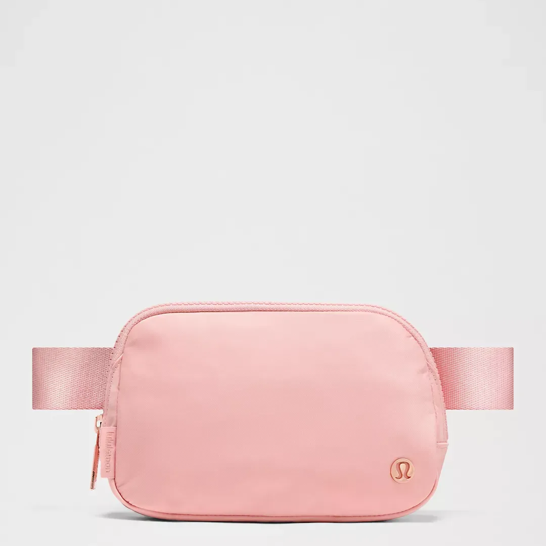 Lulu Lemon Everywhere Belt Bag 1L "Tea Rose" -PREVENTA