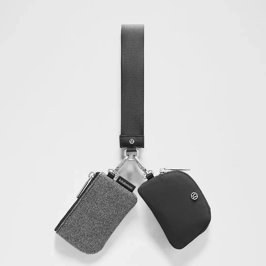 Lulu Lemon Dual Pouch Wristlet *Glitter "Dark Silver" -PREVENTA