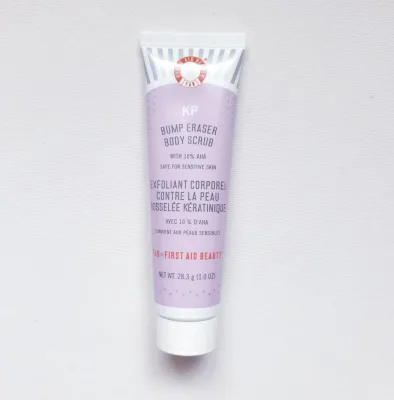 First Aid beauty Mini Bump Eraser Body Scrub 28.3
